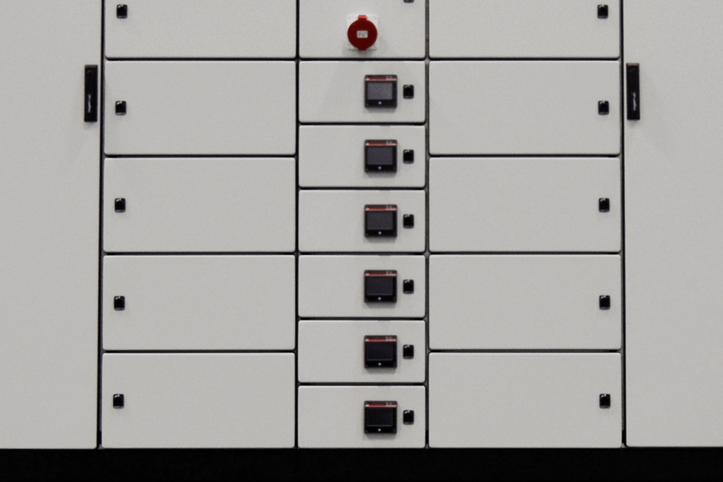 Fixed Functional Units in Logstrup's Low Voltage Switchbord