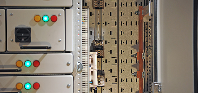 Logstrup's low voltage electrical Switchgear components. In partuclar, Withdrawable units and Cabelsection