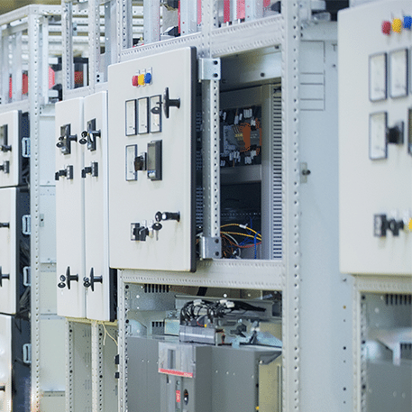 Logstrup manufactured a customised electrical switchboard for Binghalib Al-Dar