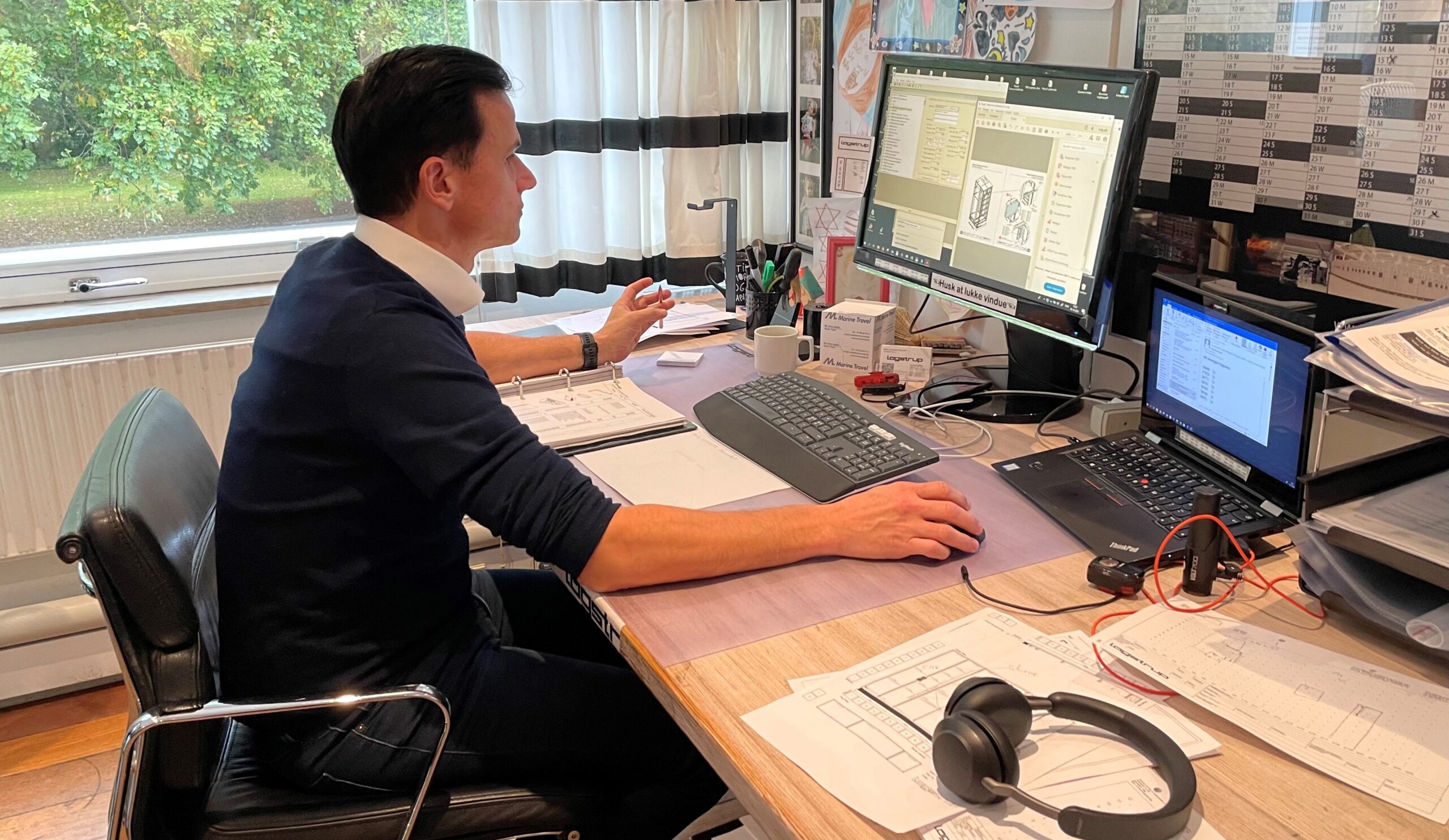 Marc working at computer 2021 - People working 2020-2021 Marc working at computer 2021 - People working 2020-2021
