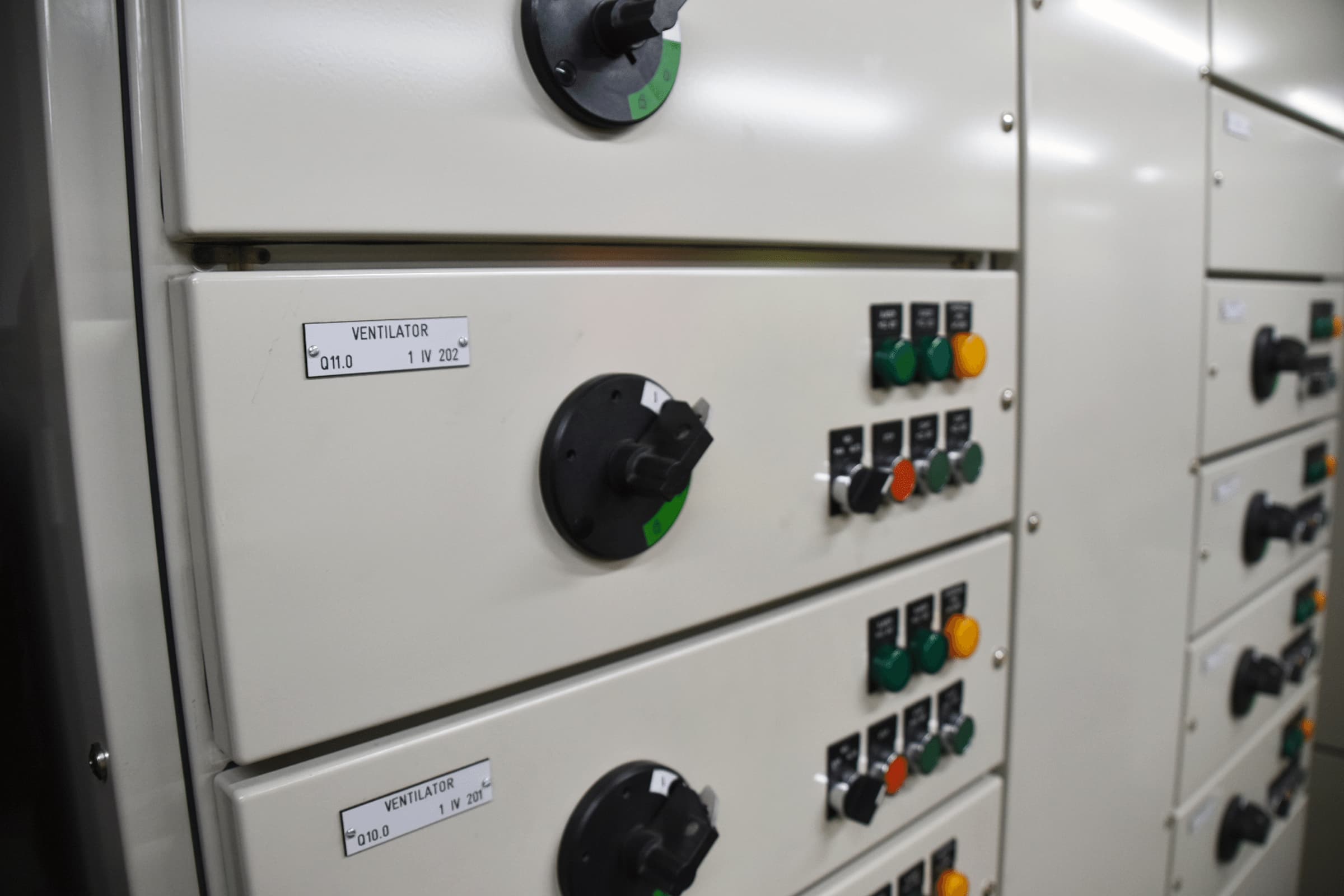 Fixed Functional Unit Fixed Functional Unit closeup: Modular switchboards by Logstrup